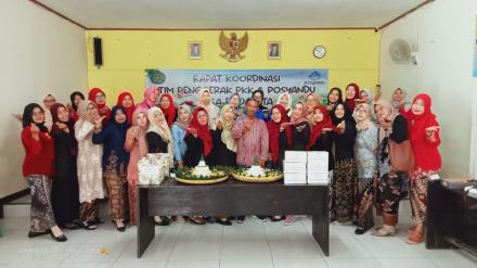 PERINGATI  HARI IBU, TP PKK BADAMITA GELAR BERBAGAI LOMBA 